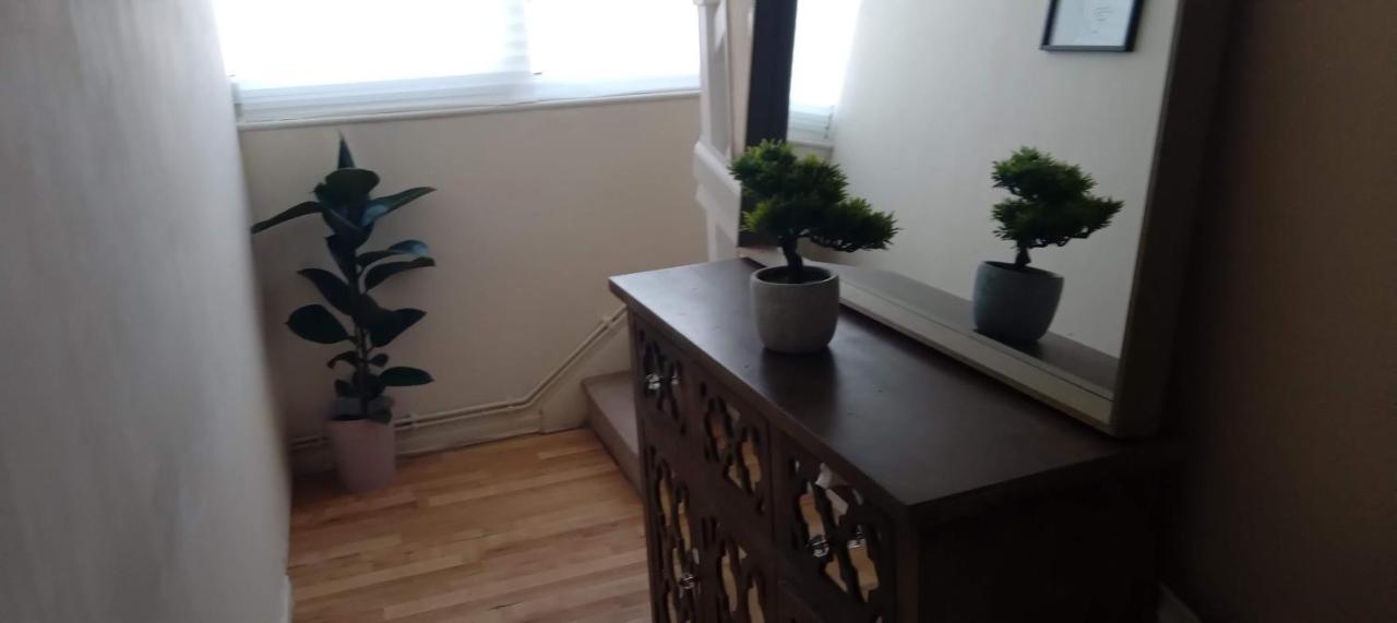 Comfortable Double Room London Ngoại thất bức ảnh