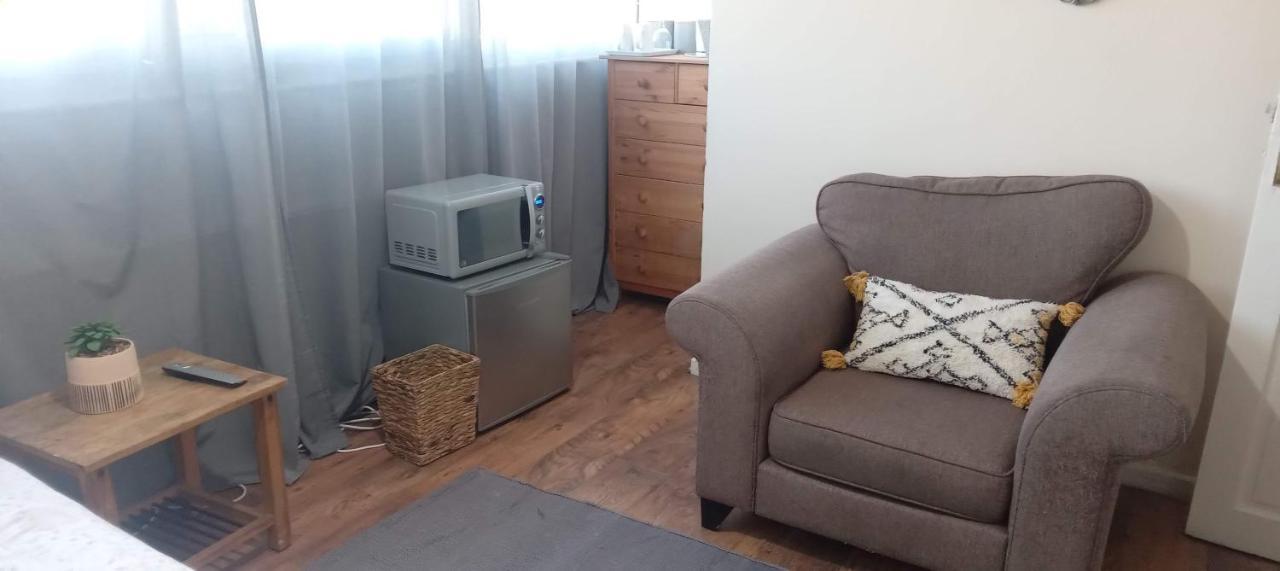 Comfortable Double Room London Ngoại thất bức ảnh
